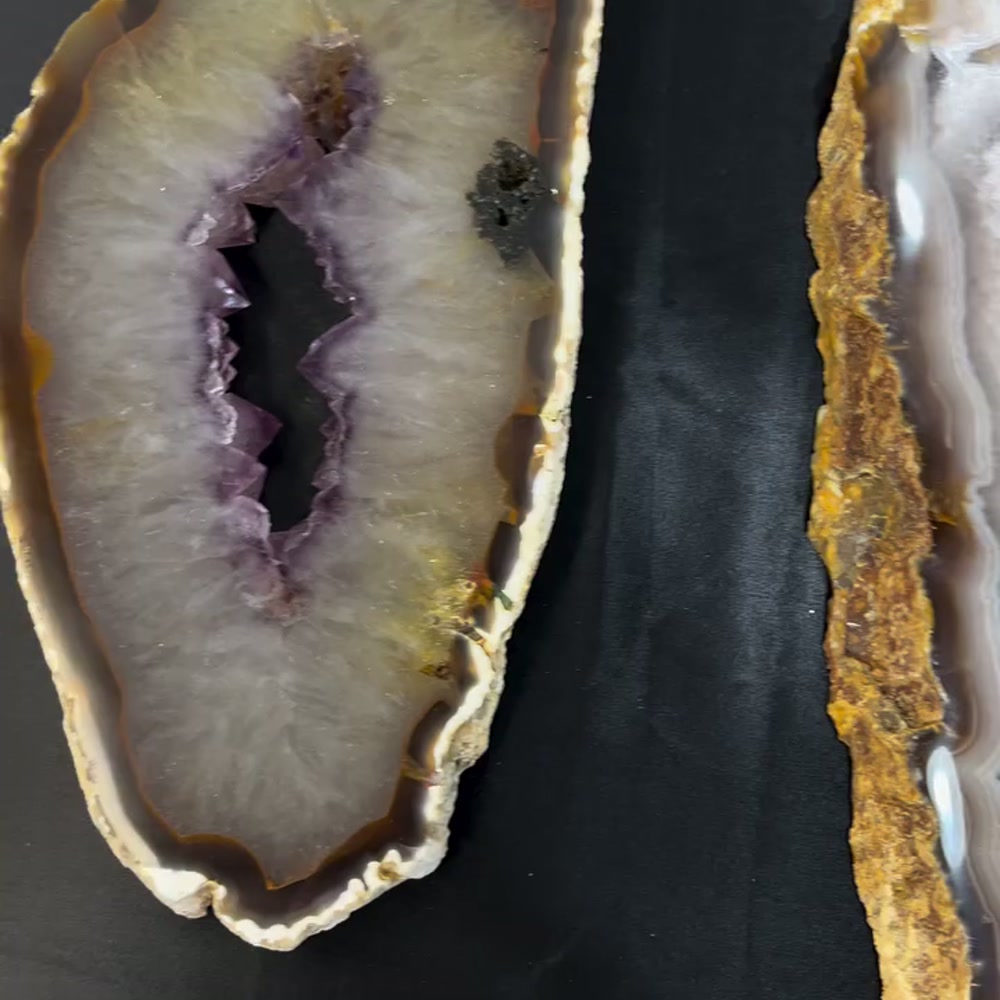 Large agate slab with an open druzy centre and a gold plated edge, a heavy decor piece for crystal wholesale in Europe